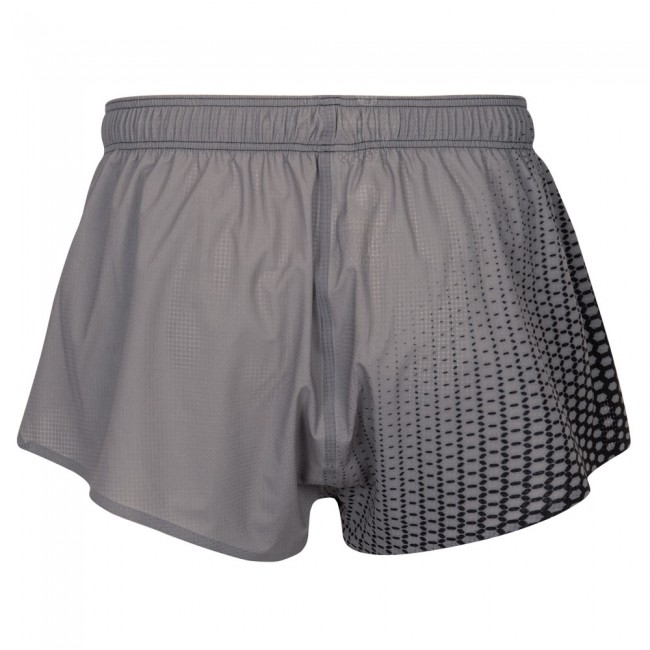 Loose athletic shorts REVOLT RED, seamlessly heat bonded